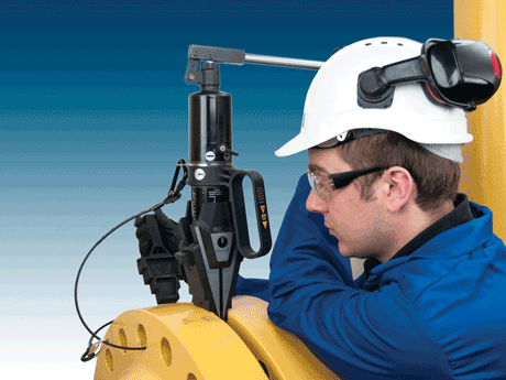 Hydraulic Flange Spreader with integral hydraulic pump capable of generating 15 tons of spreading force